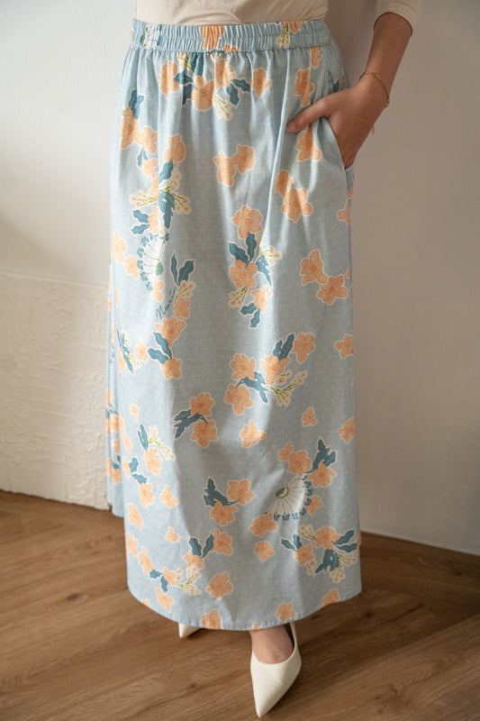 Adinia Batik Skirt Print in Blue/Peach