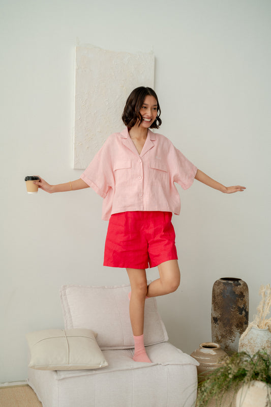 Moma Linen Shorts in Red