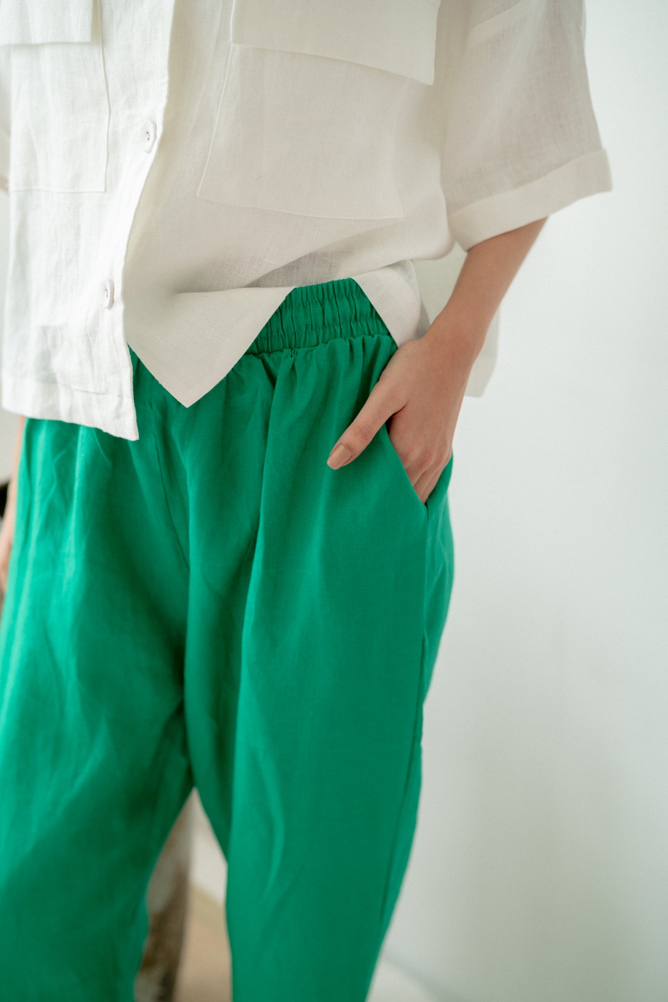 Zoe Linen Pants in Green