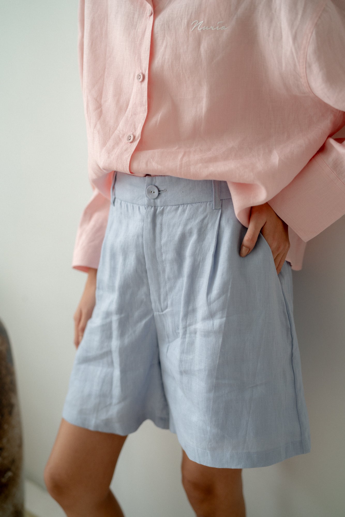 Moma Linen Shorts in Blue