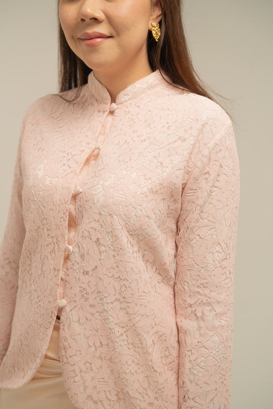 Hira Kebaya Lace Top in Dusty Pink