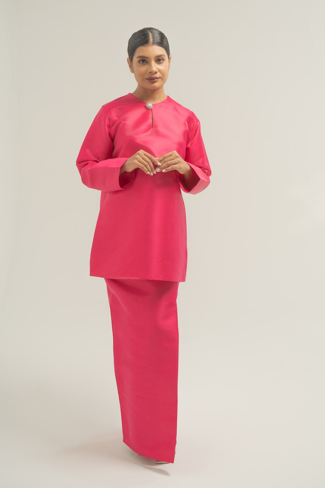 Phelia Kurung Set in Fuschia