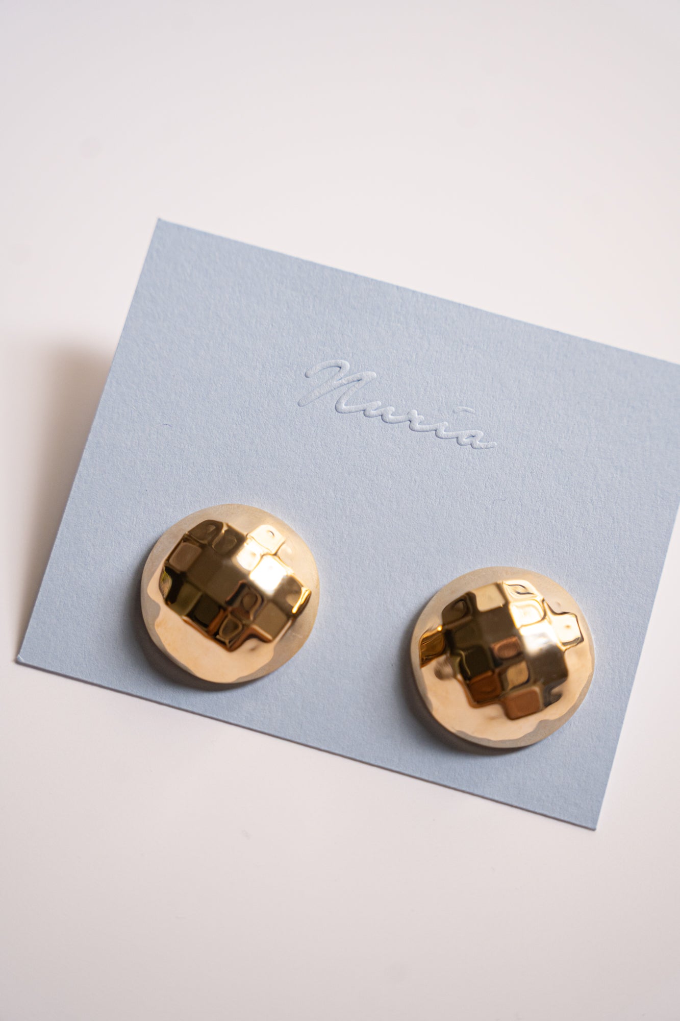 Ola Round Stud Earrings in Gold