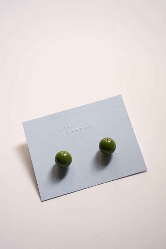 Aya Emerald Plug Earrings