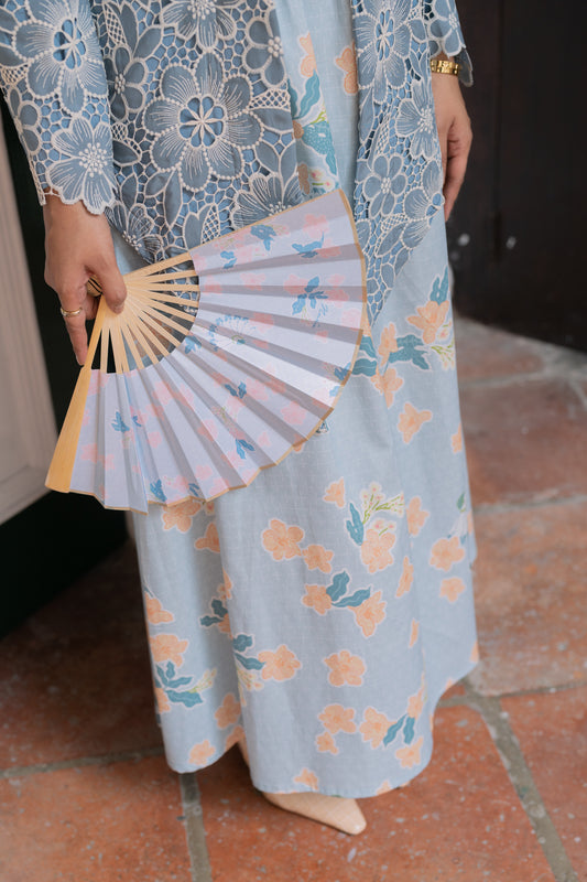 Kipas Print in Blue/Peach
