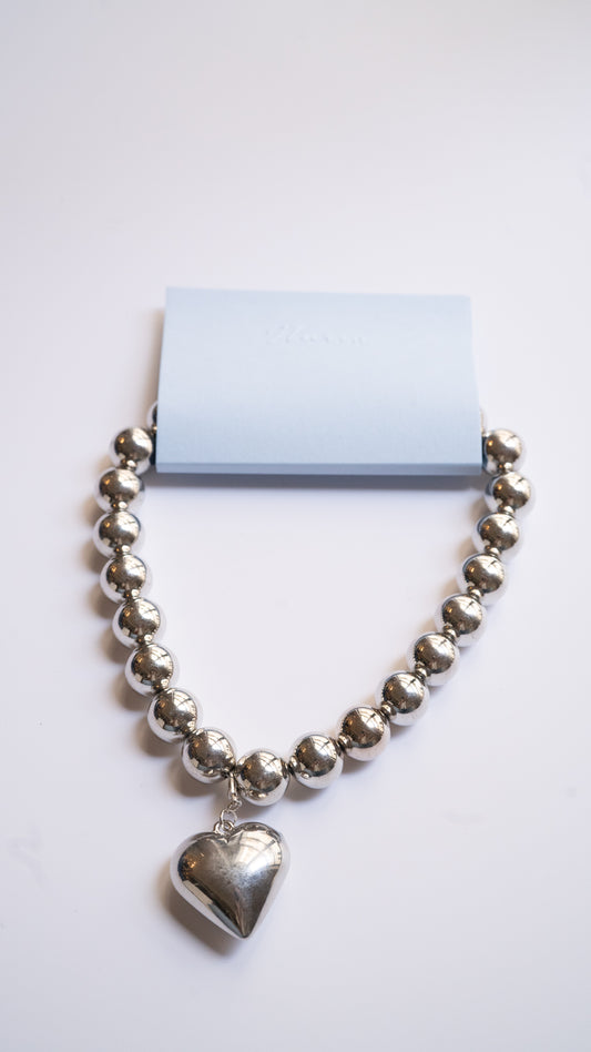 Uva Pearl Heart Necklace in Silver