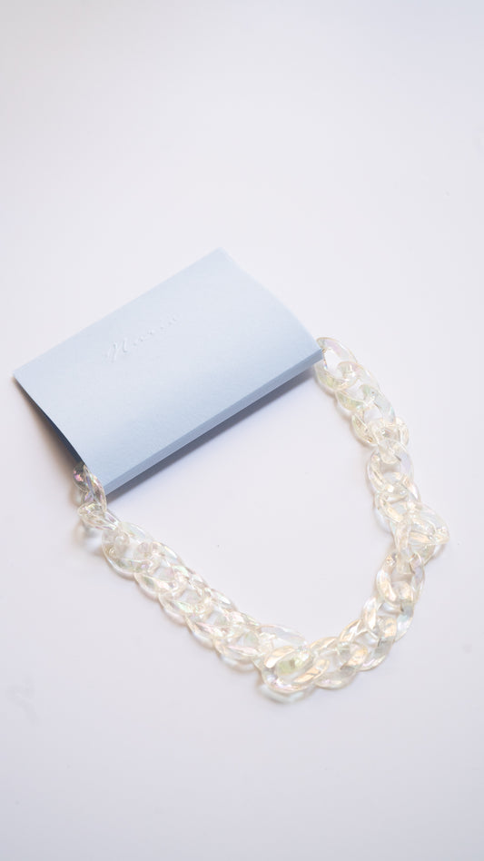 Via Acrylic Chain Necklace