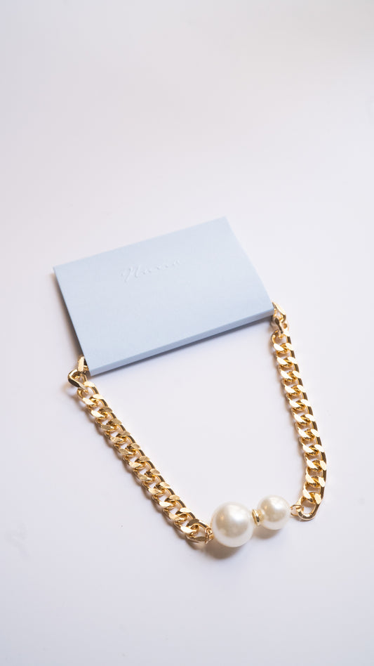 Via Faux Pearl Chain Necklace in Gold