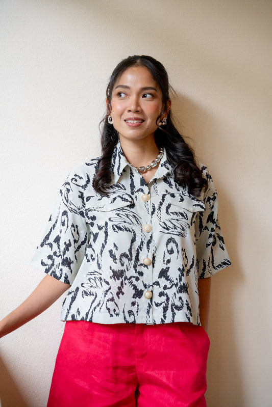 Freia Crop Box top in Grey/Black