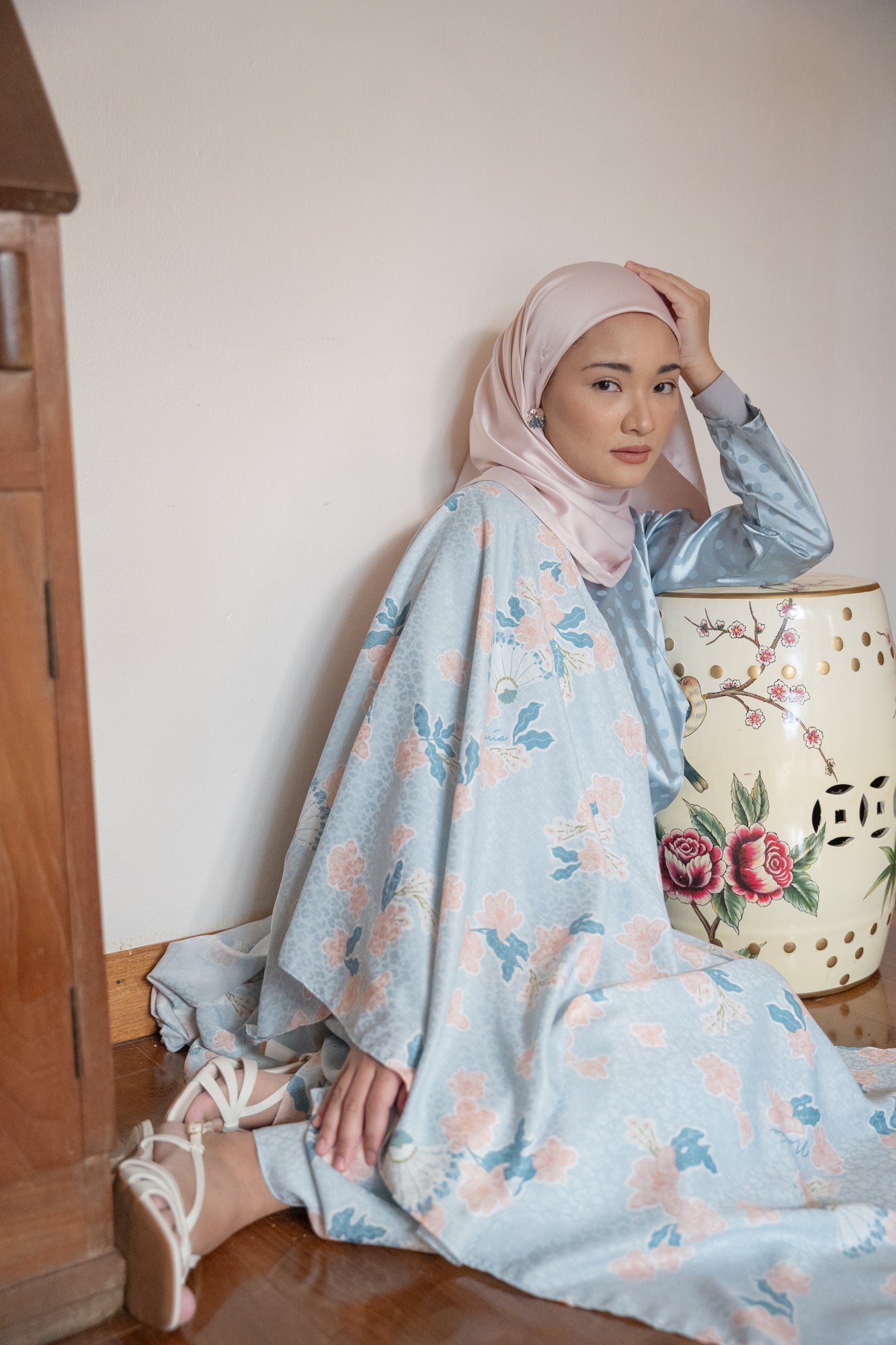 Saleha Print Selendang / Shawl in Blue / Peach