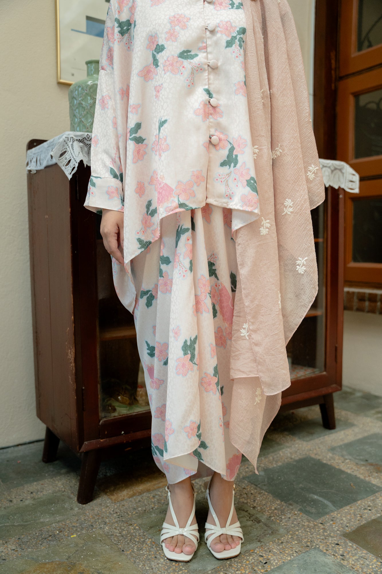 Juwita Print Pareo in Peach / Pink