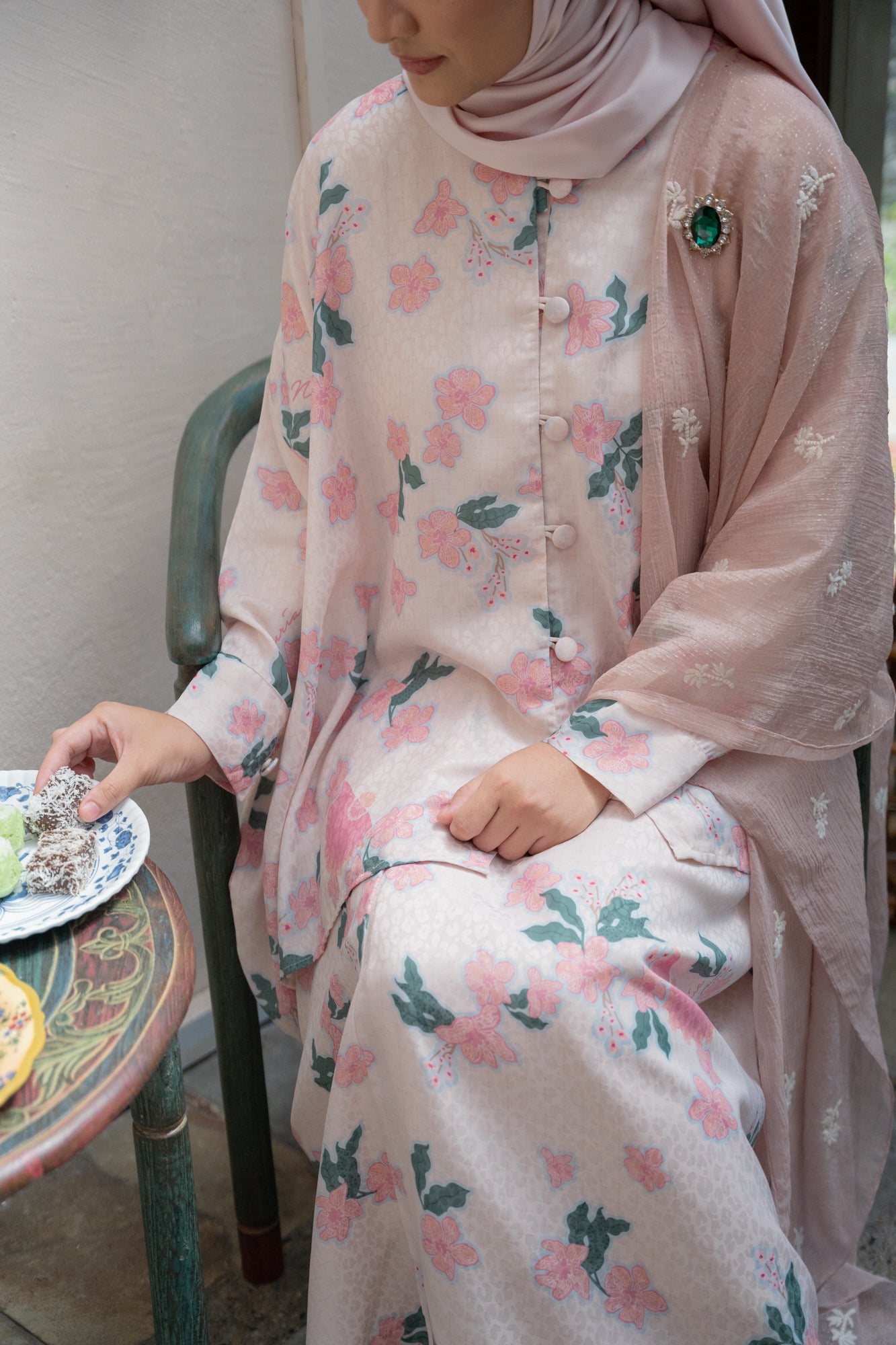 Juwita Print Pareo in Peach / Pink