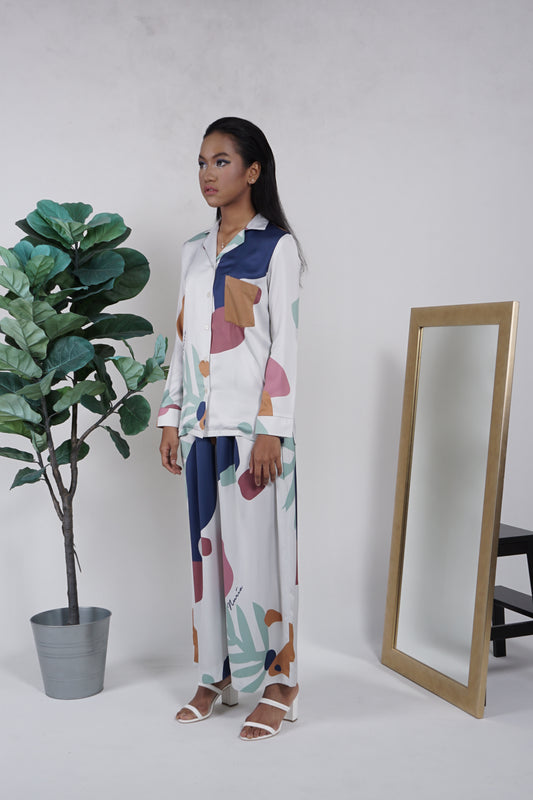 Evie Silk Pyjama Shirt in Blue