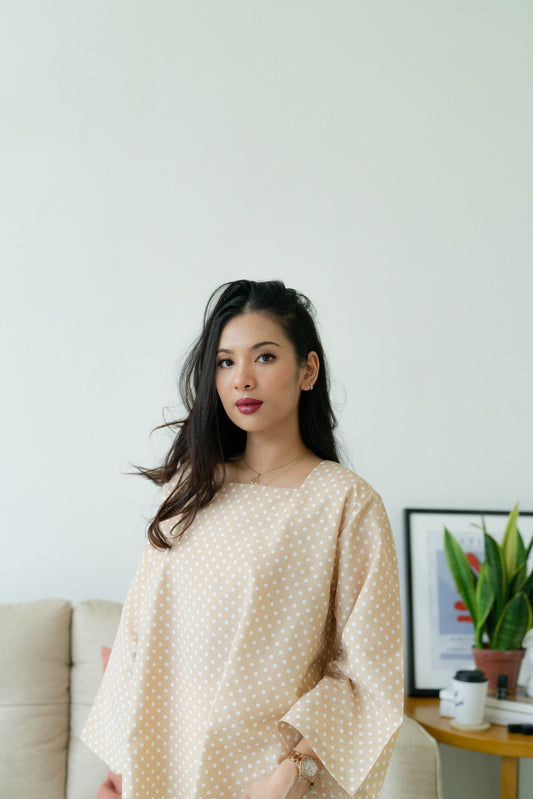 LOLA Blouse
