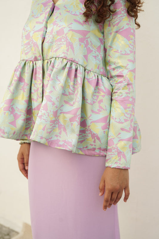 Nia in Pastel Green/Purple