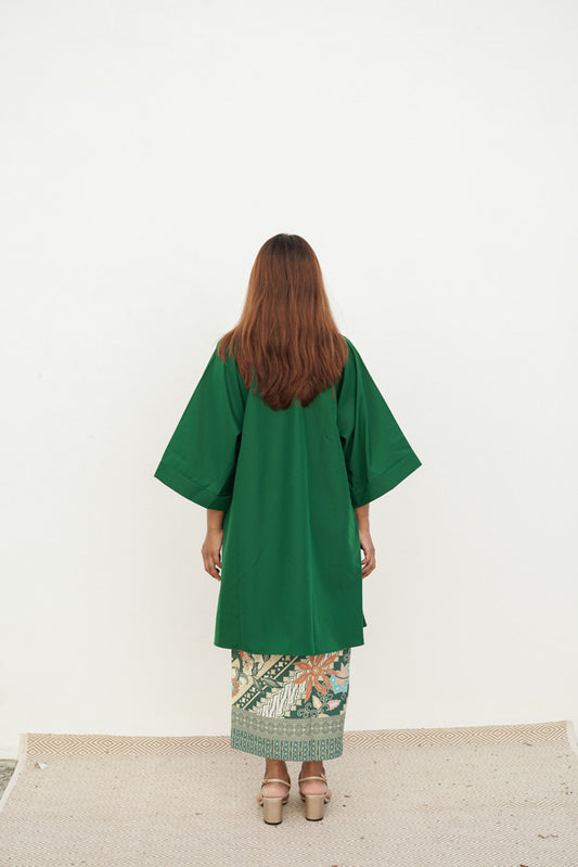 Kamelia in Emerald Green