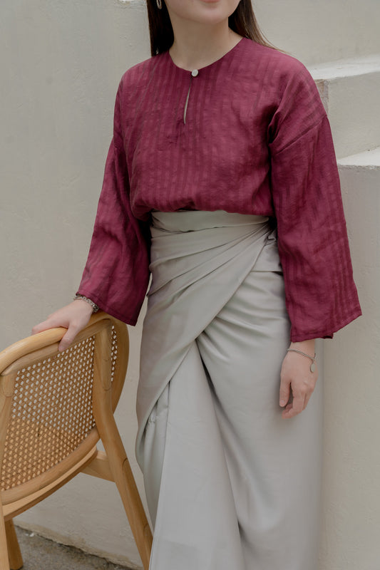 Salma Kurung Kedah Stripes Top in Burgundy