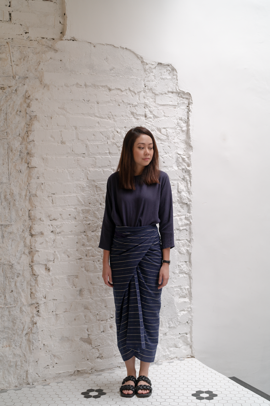 Linen Pareo in Deep Blue