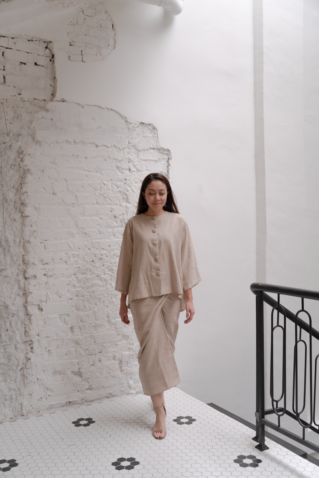 Linen Pareo in Nude