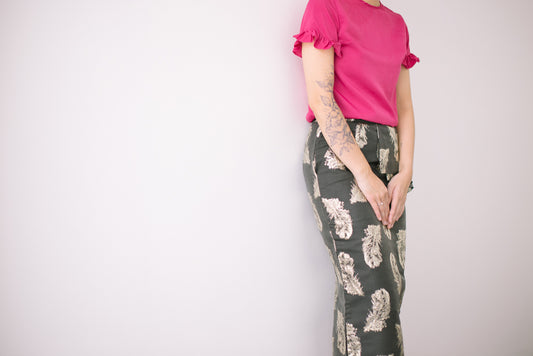 Brocade Side Pleat Skirt in Black