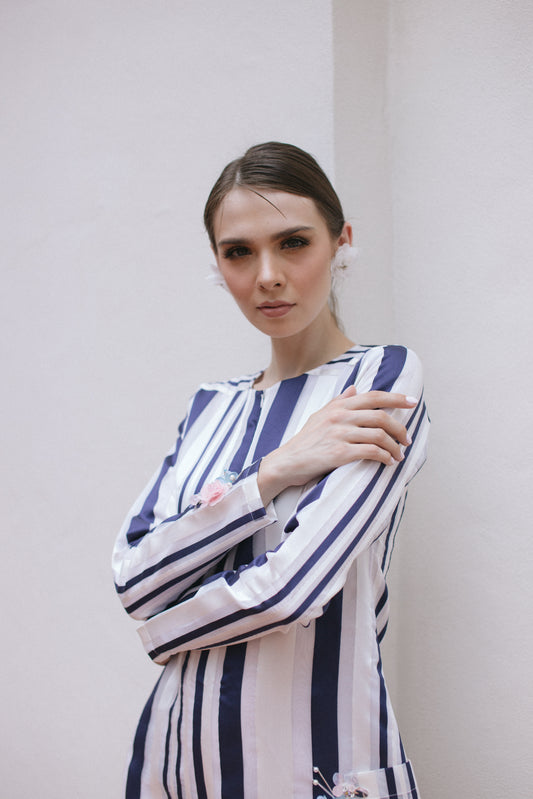 NAILA in DARK BLUE