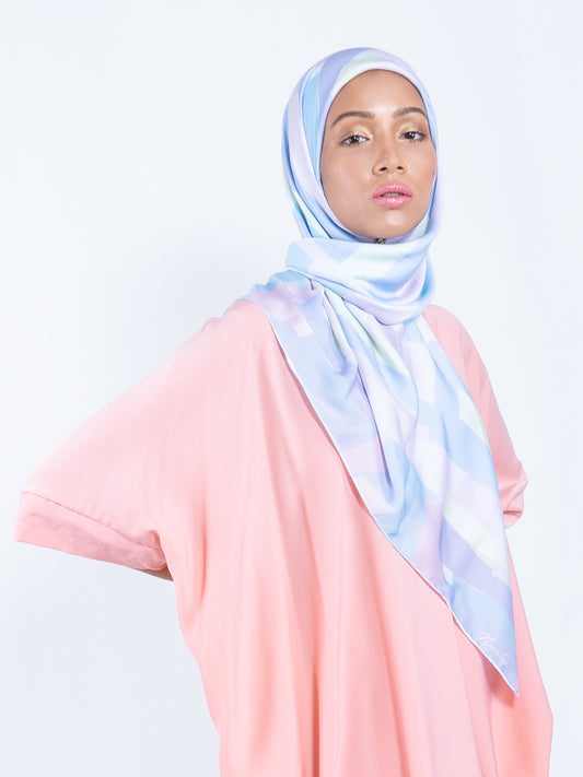 Ayla Long Shawl in Blue